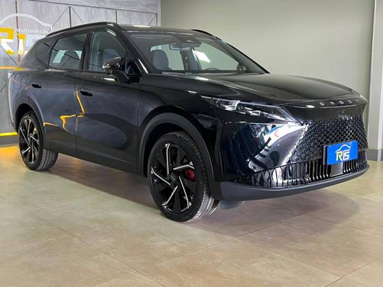 OMODA 7 1.5 TGDI PHEV PRESTIGE DHT OMODA 7 1.5 TGDI PHEV PRESTIGE DHT